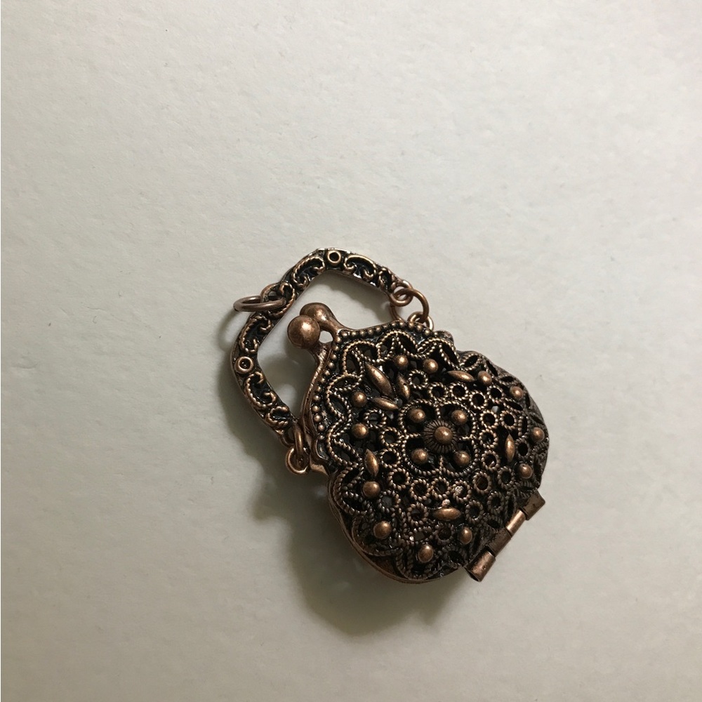 Necklace Charm/Locket.  Copper tone